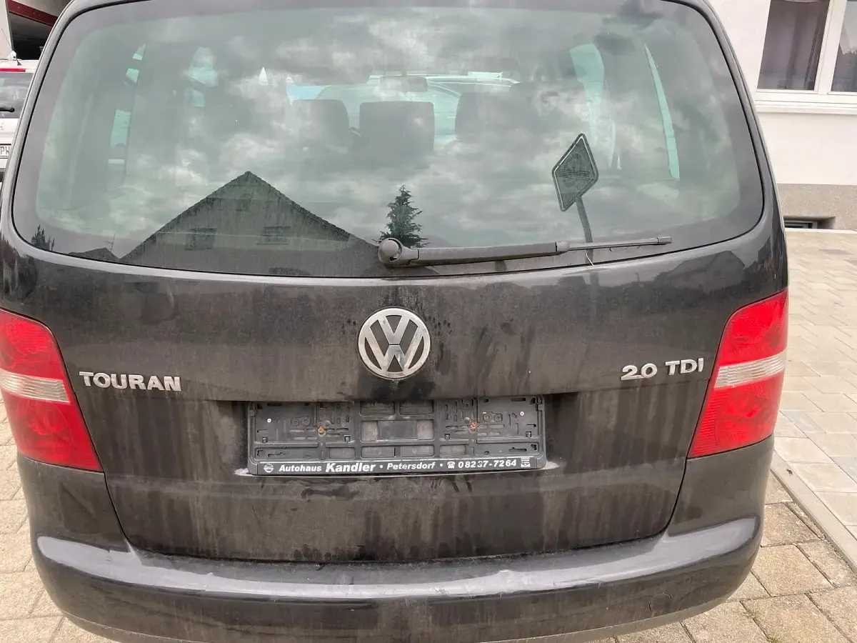 Gebraucht VW Touran 140 PS (102 kW) 2005 Schwarz Van / Kleinbus