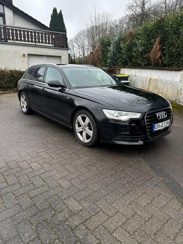 Schwarz Gebraucht 2011 Audi A6 S-Line Kombi | 11.499 € (Fairer Preis) - Bild 1/4