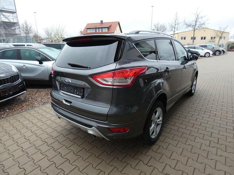 Używany Ford Kuga Individual 182 KM (133 kW) 2015 Szary SUV