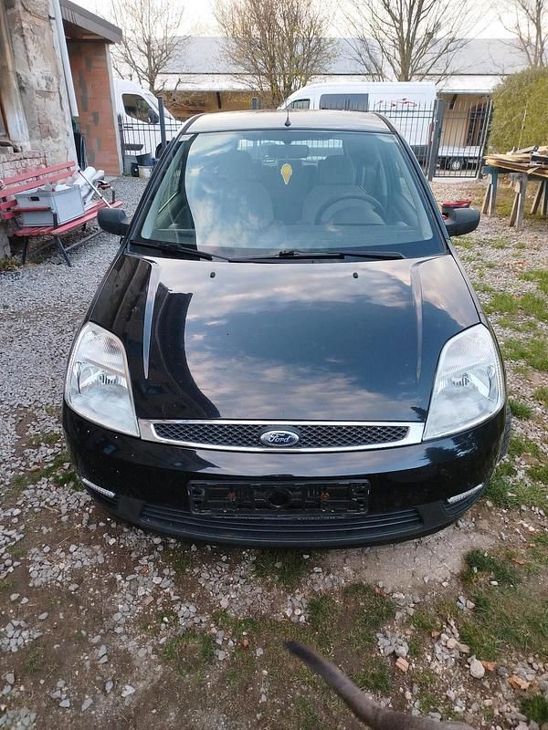 Usata Ford Fiesta 2003 Nero Utilitaria