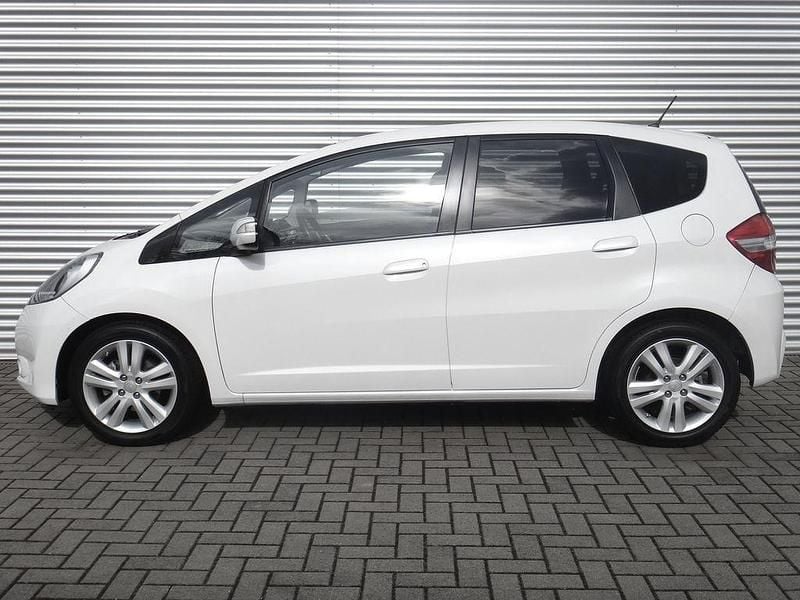 Gebraucht Honda Jazz Comfort 99 PS (72 kW) 2015 Weiss (metallic) Kleinwagen