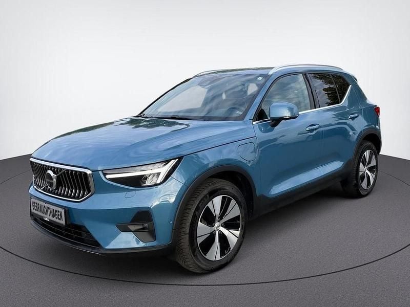 Gebraucht Volvo XC40 Plus 211 PS (155 kW) 2022 Fjord blue / metallic SUV