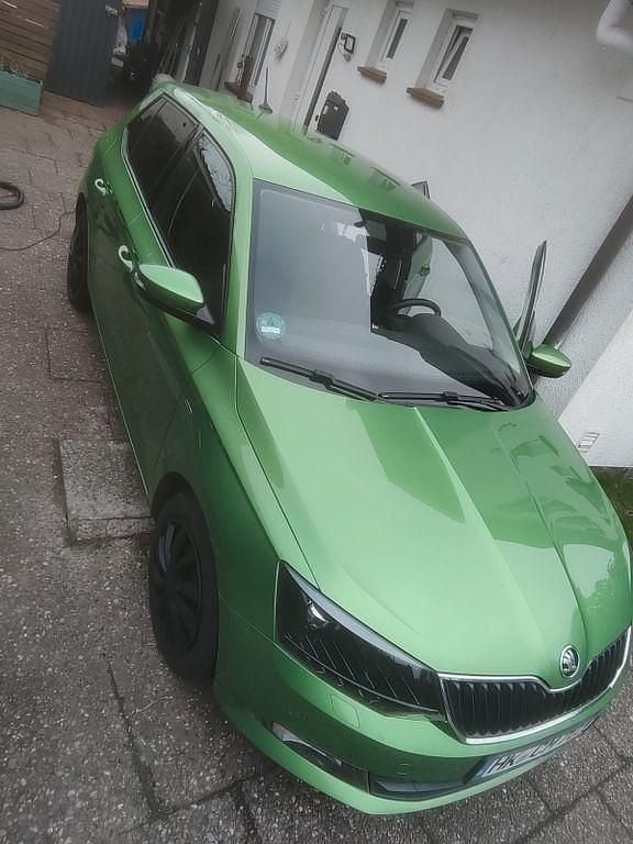 Gebraucht Skoda Fabia Cool Plus 60 PS (44 kW) 2018 Grün Limousine