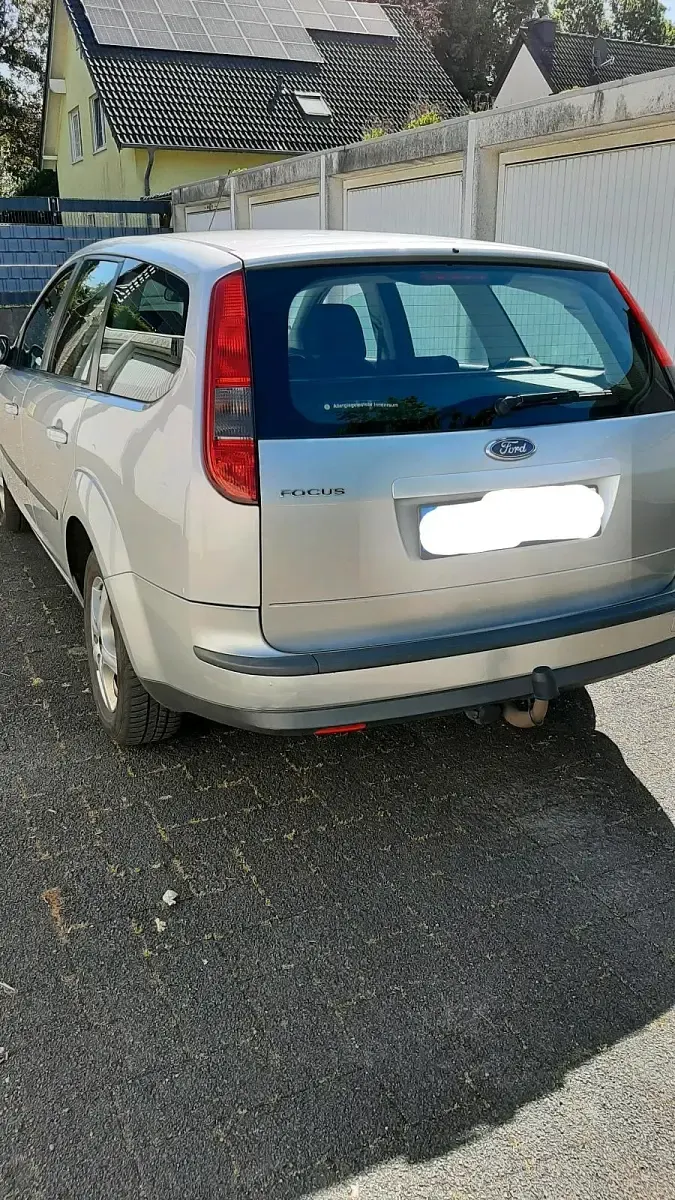 Gebraucht Ford Focus 105 PS (77 kW) 2007 Silber Kombi