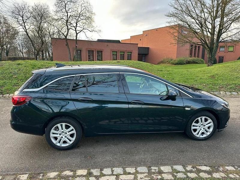 Gebraucht Opel Astra S 150 PS (110 kW) 2017 Grün Kombi