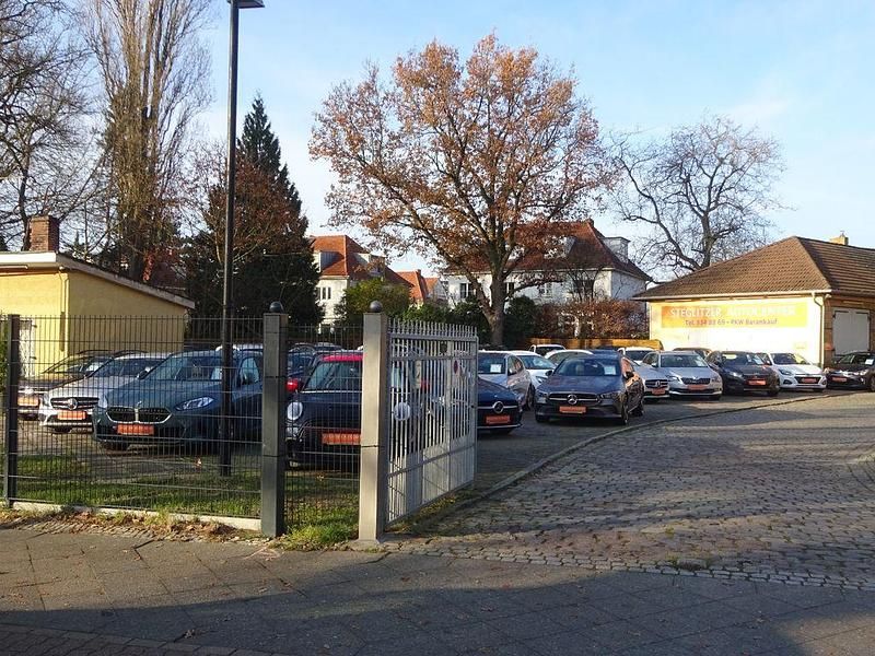 Gebraucht Kia Venga 125 PS (91 kW) 2012 Grau Kleinwagen