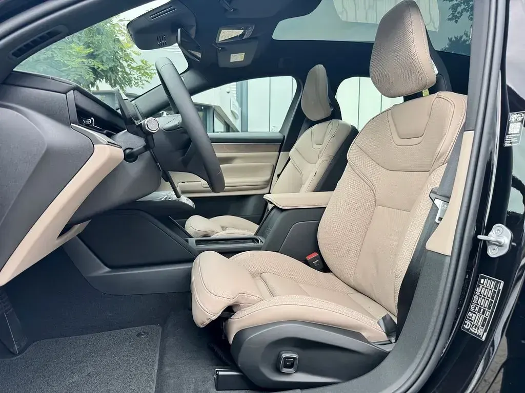 Neu Volvo ES90 Ultra 334 kW (455 PS) 2026 Schwarz Limousine