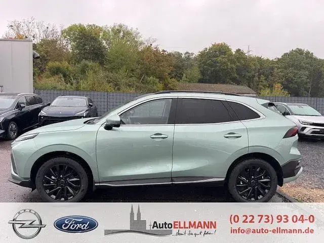 Neu DFSK Forthing 5 177 PS (130 kW) 2026 Grün SUV