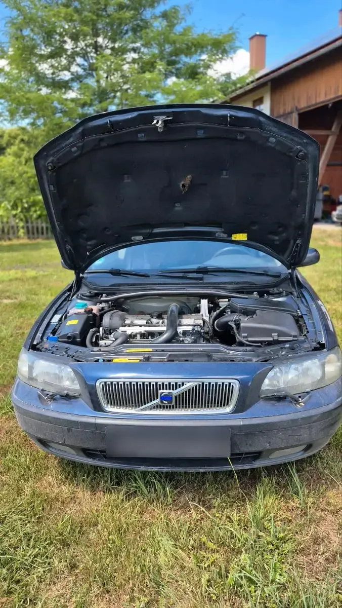 Gebraucht Volvo V70 250 PS (183 kW) 2001 Blau Kombi