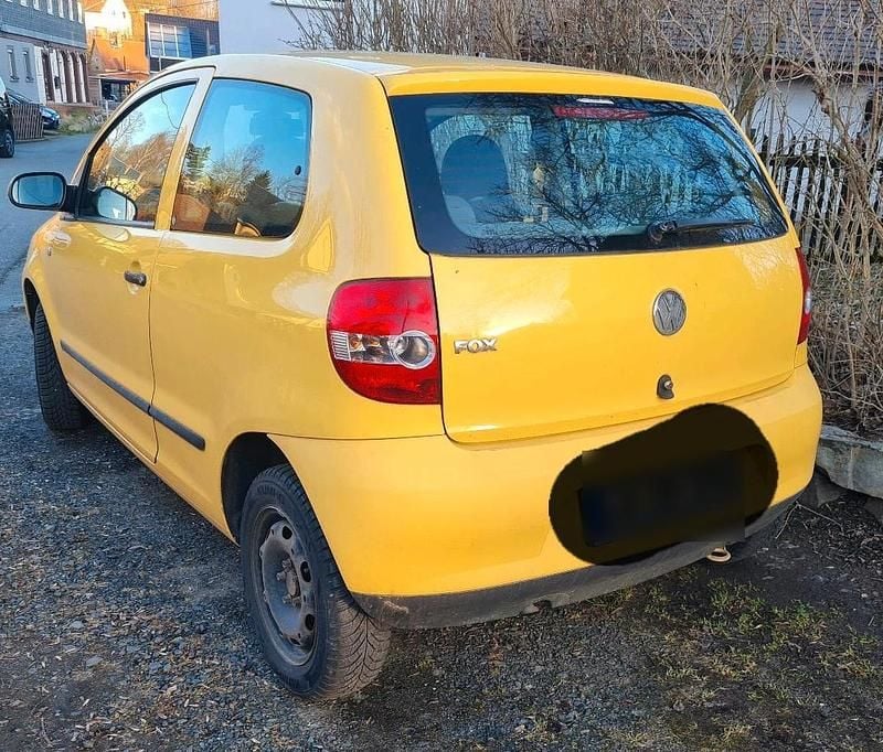 Gebraucht VW Fox 55 PS (40 kW) 2005 Gelb Kleinwagen