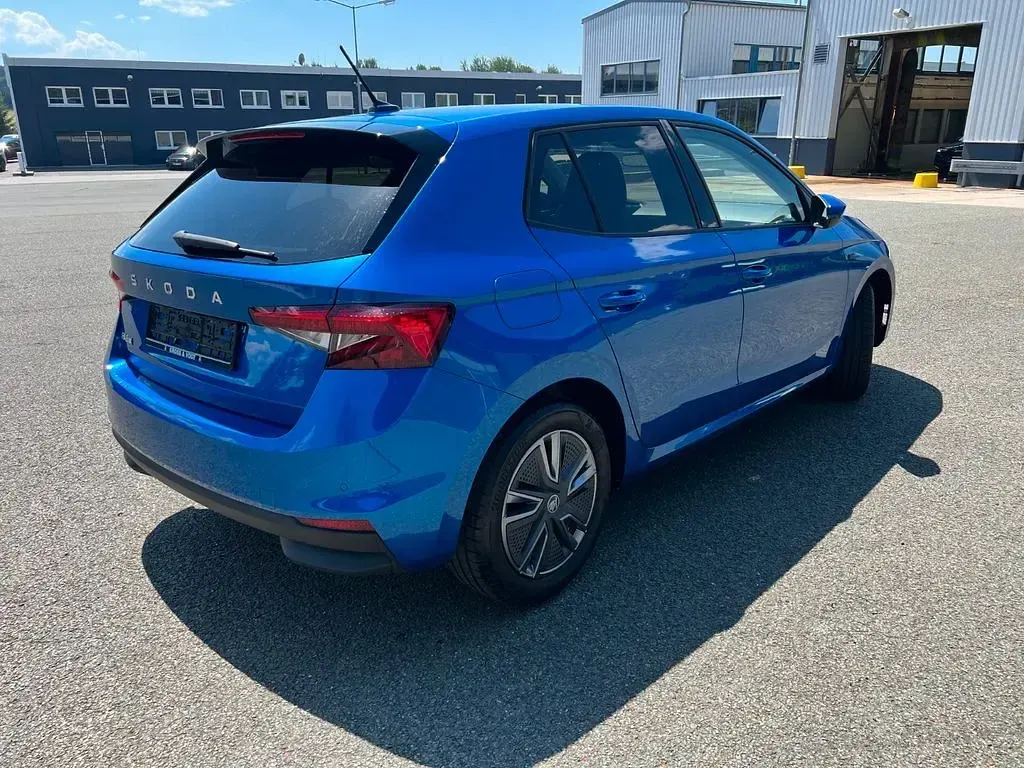Gebraucht Skoda Fabia Tour 95 PS (69 kW) 2025 Blau Kleinwagen