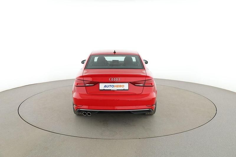 Gebraucht Audi A3 Sport 150 PS (110 kW) 2019 Rot Limousine