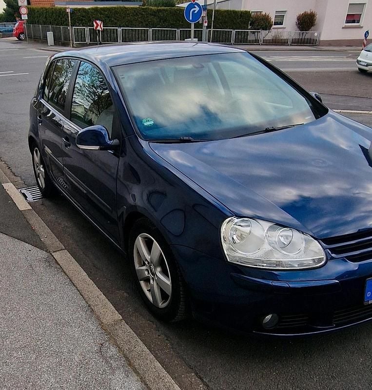 Gebraucht VW Golf VI 102 PS (75 kW) 2008 Blau Kleinwagen