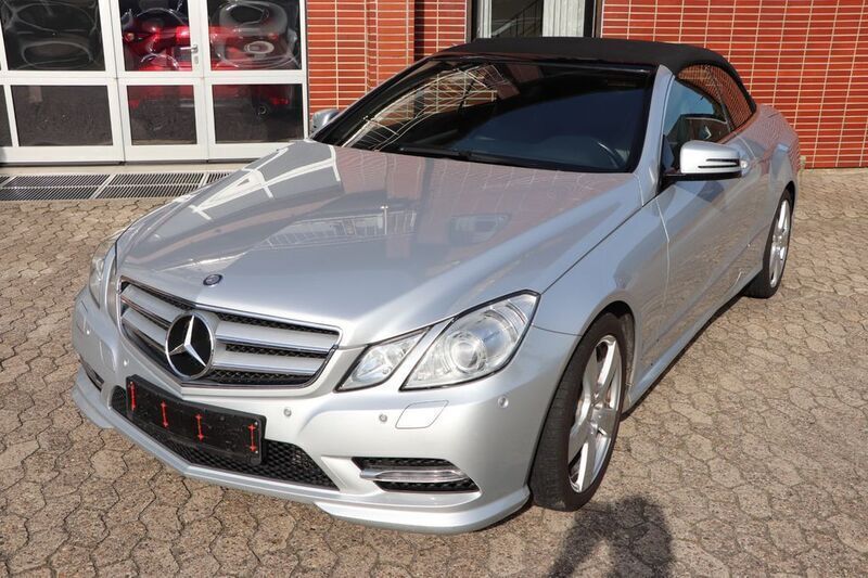 Silber Gebraucht 2013 Mercedes E220 Avantgarde Cabrio | 19.800 € (Etwas zu teuer) - Bild 1/4