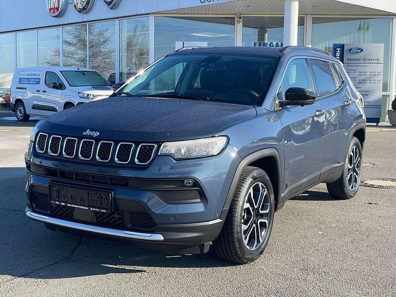 Blau Gebraucht 2023 Jeep Compass Limited SUV | 29.900 € (Teuer) - Bild 1/4