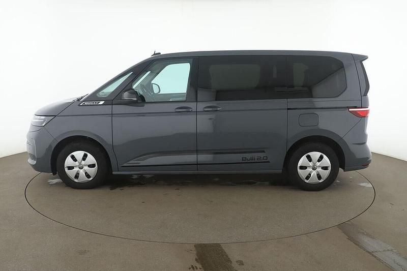 Gebraucht VW Multivan 150 PS (110 kW) 2023 Grau Van
