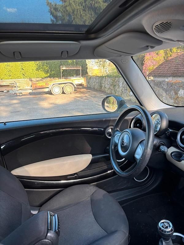 Usata Mini Cooper 120 CV (88 kW) 2009 Beige Utilitaria