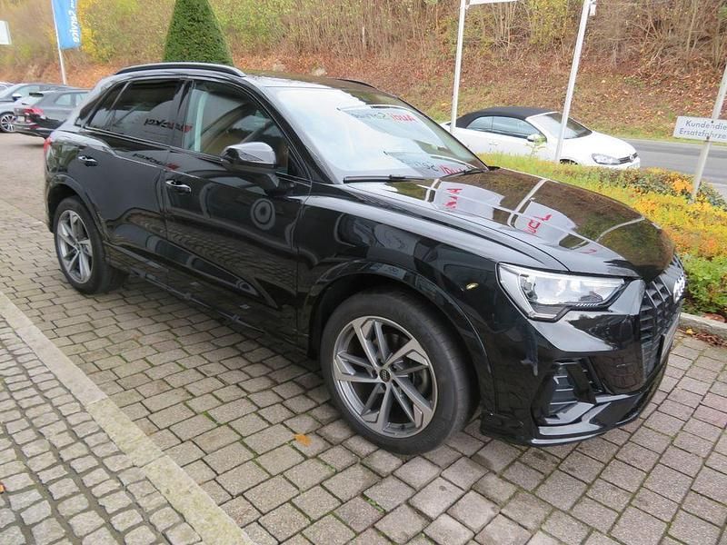 Gebraucht Audi Q3 S-Line 150 PS (110 kW) 2023 Schwarz SUV