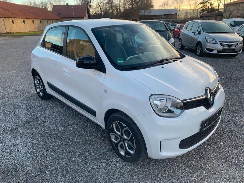 Weiß Gebraucht 2023 Renault Twingo Equilibre Kleinwagen | 11.950 € (Fairer Preis) - Bild 1/4