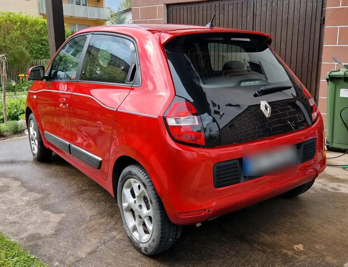 Gebraucht Renault Twingo Luxe 90 PS (66 kW) 2015 Rot Kleinwagen