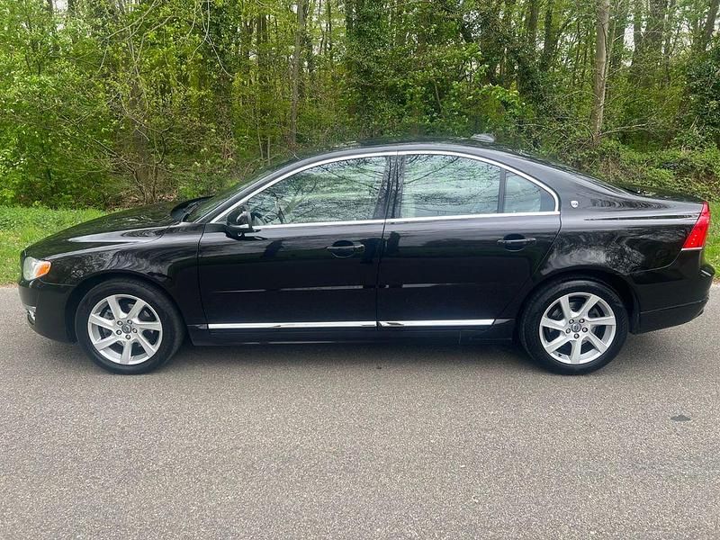 Gebraucht Volvo S80 Executive 163 PS (119 kW) 2014 Schwarz Limousine