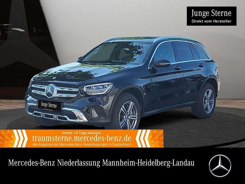 Schwarz Gebraucht 2022 Mercedes GLC300e SUV | 35.490 € (Guter Preis) - Bild 1/3