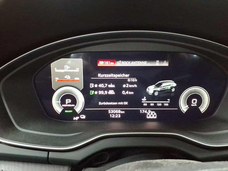 Gebraucht Audi Q5 S-Line 367 PS (269 kW) 2022 Navarrablau metallic SUV