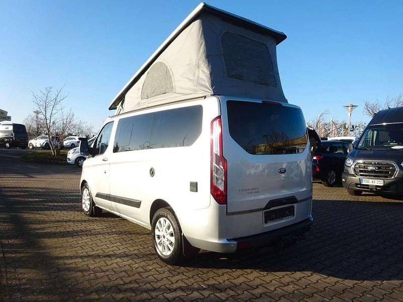 Gebraucht Ford Transit Custom Nugget 185 PS (136 kW) 2021 Polarsilber Van / Kleinbus