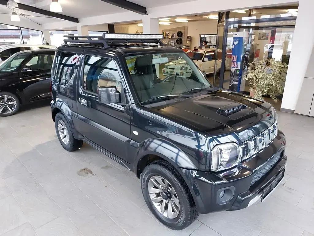 Gebraucht Suzuki Jimny Ranger Style 84 PS (61 kW) 2016 Schwarz SUV