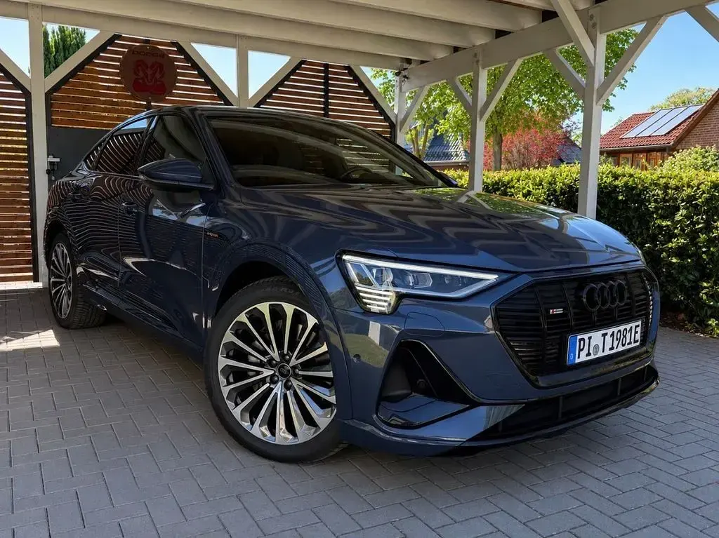 Gebraucht Audi e-tron Sportback S-Line 300 kW (408 PS) 2022 Blau SUV