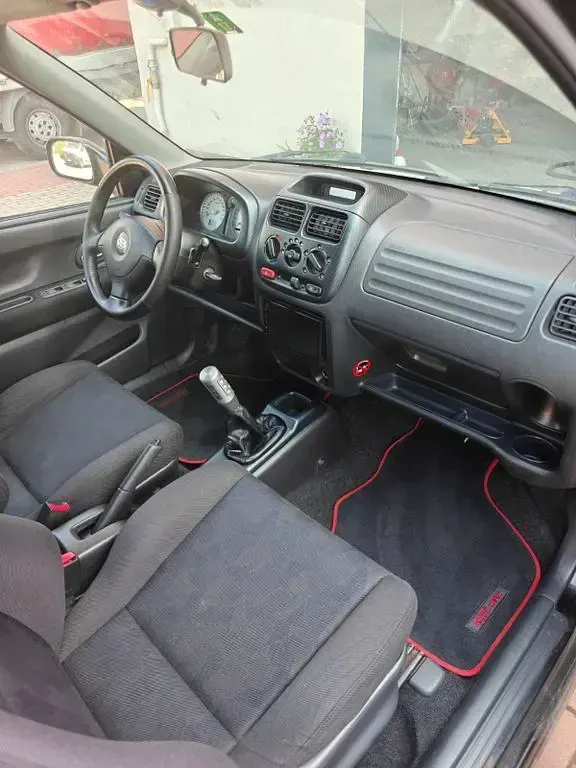 Gebraucht Suzuki Ignis 197 PS (144 kW) 2005 Schwarz Kleinwagen