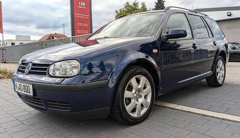 Blau Gebraucht 2002 VW Golf IV Highline Kombi | 4.790 € (Teuer) - Bild 1/4