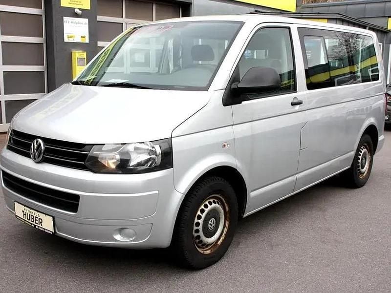 Second-hand VW T5 140 CP (102 kW) 2010 Argintiu Van