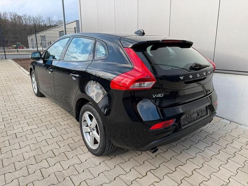 Gebraucht Volvo V40 120 PS (88 kW) 2014 Schwarz Limousine