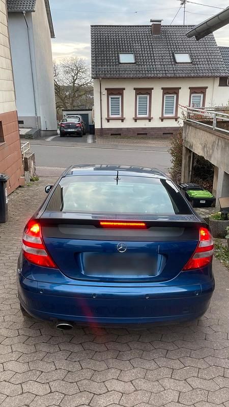 Usata Mercedes C230 197 CV (144 kW) 2001 Blu Utilitaria