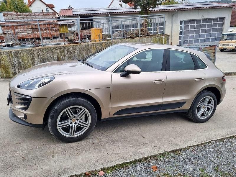 Gold Gebraucht 2015 Porsche Macan S SUV | 32.999 € (Fairer Preis) - Bild 1/4