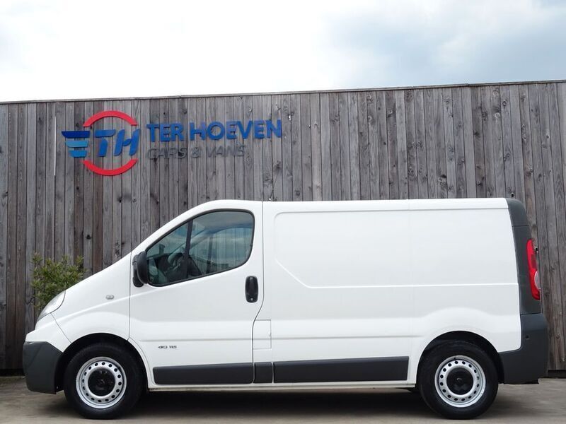 Weiß Gebraucht 2009 Renault Trafic Van | 5.950 € (Fairer Preis) - Bild 1/4
