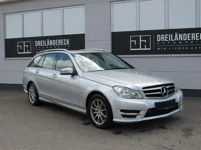 Gebraucht Mercedes C220 Edition 170 PS (125 kW) 2014 Kombi
