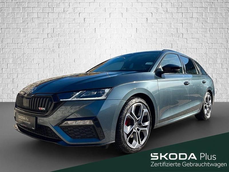 Quarzgrau metallic Gebraucht 2022 Skoda Octavia RS Kombi | 33.300 € (Fairer Preis) - Bild 1/4