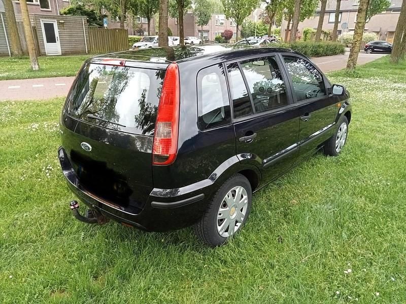 Gebraucht Ford Fusion 100 PS (73 kW) 2003 Schwarz Kleinwagen