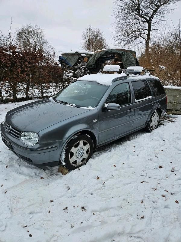 Gebraucht VW Golf IV 101 PS (74 kW) 2005 Silber Kombi