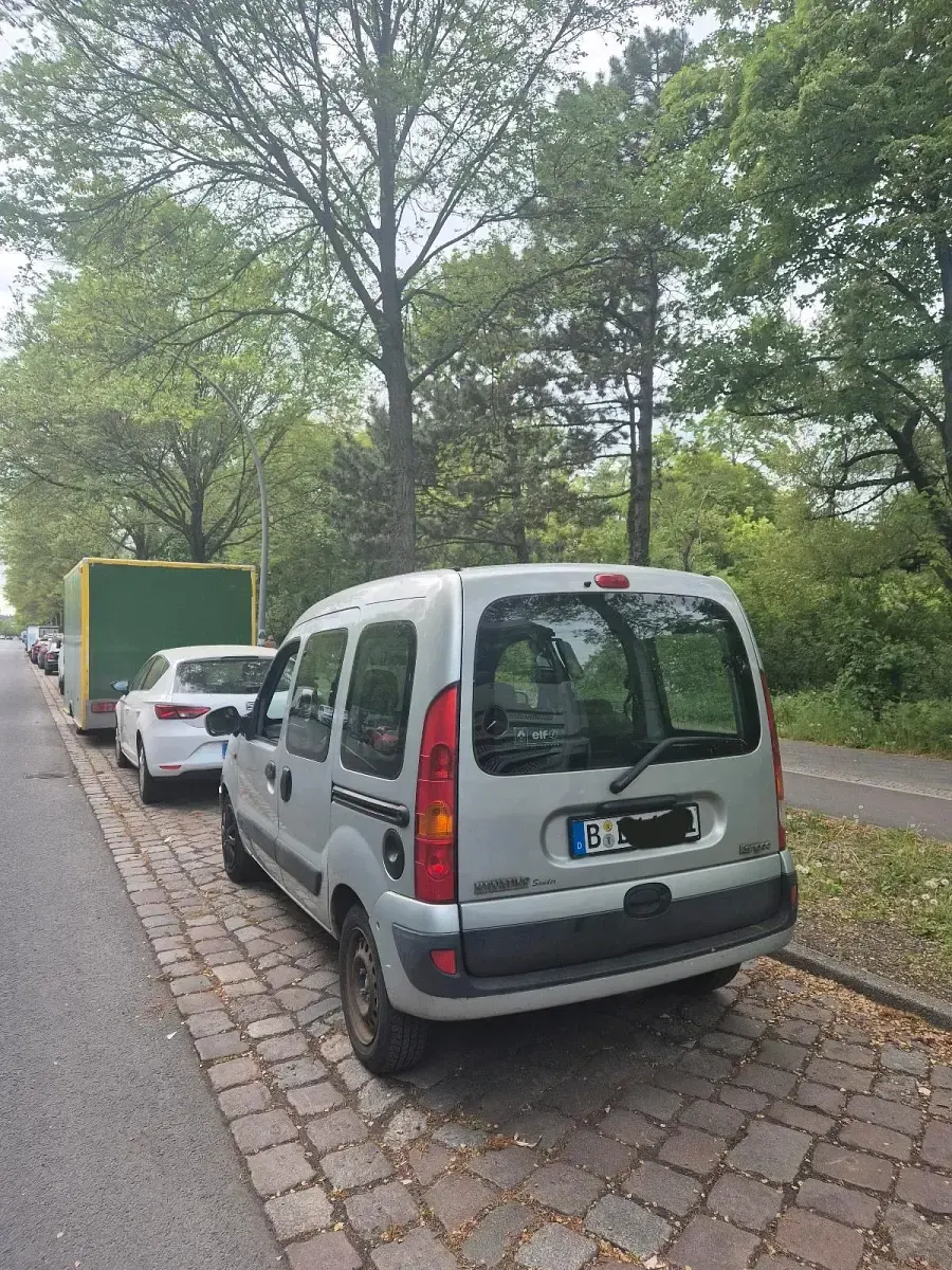 Gebraucht Renault Kangoo 67 PS (49 kW) 2005 Silber Van / Kleinbus
