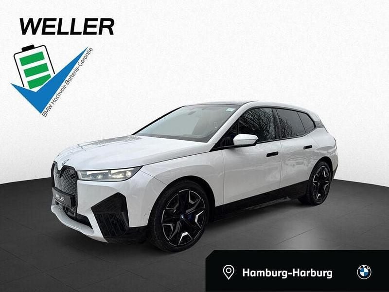 Mineralweiß (weiß) Gebraucht 2023 BMW iX Comfort Edition SUV | 43.950 € (Superpreis) - Bild 1/3