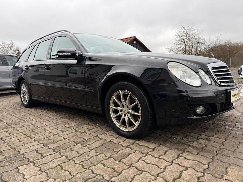 Gebraucht Mercedes E200 184 PS (135 kW) 2007 Schwarz Kombi