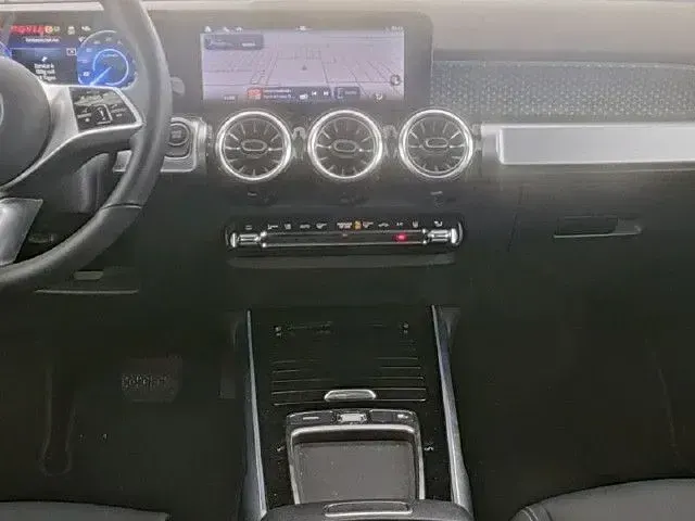 Gebraucht Mercedes EQB250 139 kW (190 PS) 2025 SUV