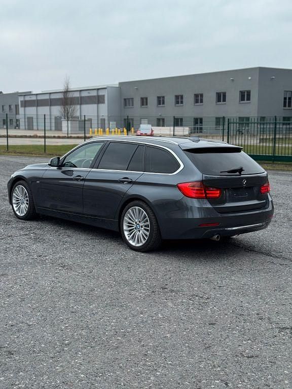 Gebraucht BMW 320 Luxury Line 184 PS (135 kW) 2014 Grau Kombi