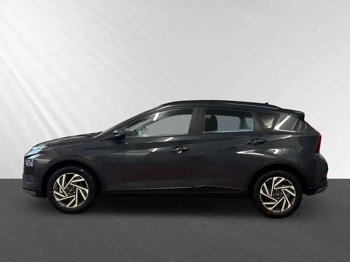 Neu Hyundai Bayon Trend 90 PS (66 kW) 2026 Grau SUV