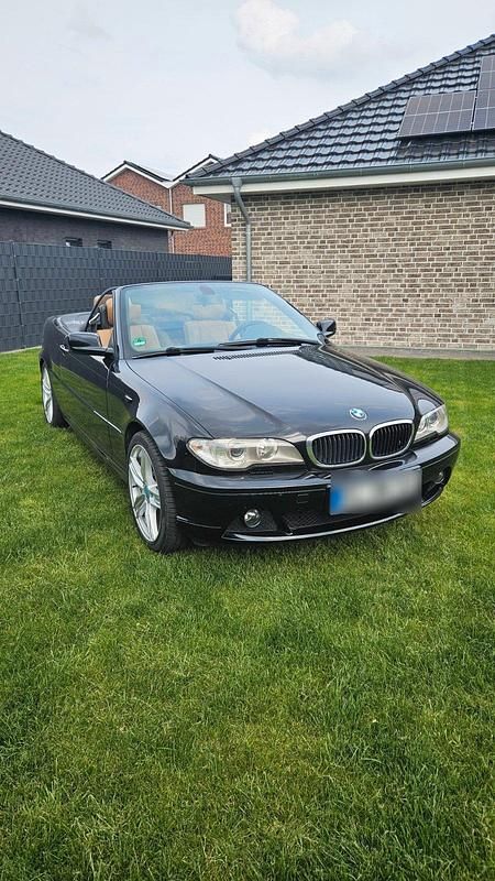 Gebraucht BMW 318 Cabriolet 143 PS (105 kW) 2004 Schwarz Cabrio