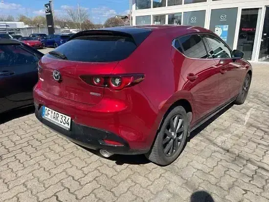 Gebraucht Mazda 3 Exclusive-Line 186 PS (136 kW) 2025 Rot Kleinwagen