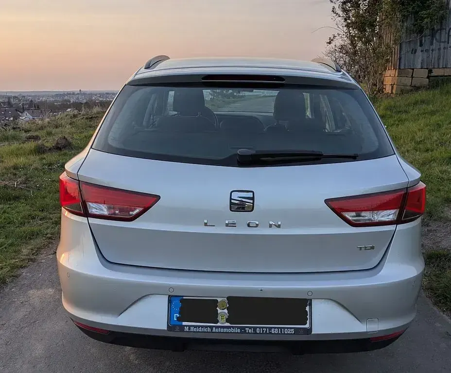 Second-hand Seat Leon ST Reference 110 CP (80 kW) 2016 Gri Break